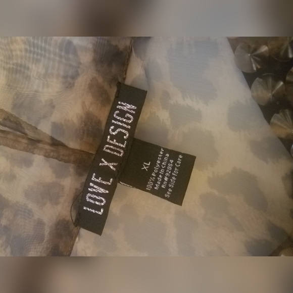 Love Design Sheer Leopard Top - Picture 2 of 3